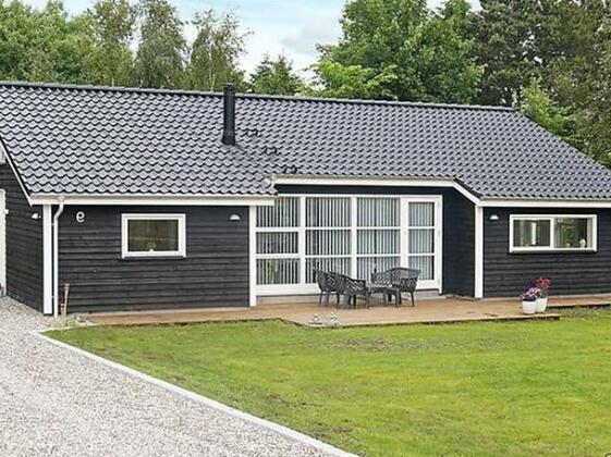 Three-Bedroom Holiday home in Logstor 6 - Photo4