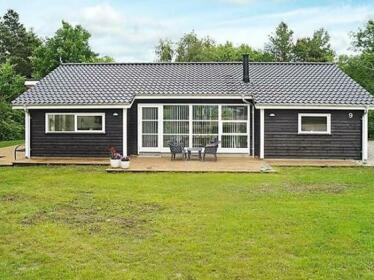 Three-Bedroom Holiday home in Logstor 6