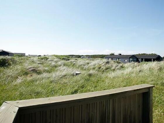 Two-Bedroom Holiday home in Lokken 11 - Photo3