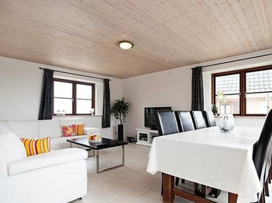 Three-Bedroom Holiday home in Harpelunde - Photo2