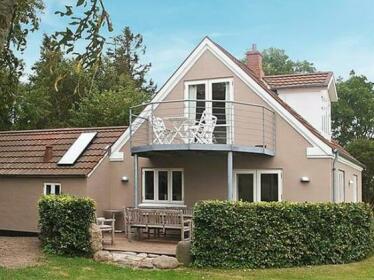 Three-Bedroom Holiday home in Oster Assels 2