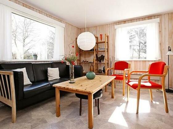Two-Bedroom Holiday home in Erslev - Photo3