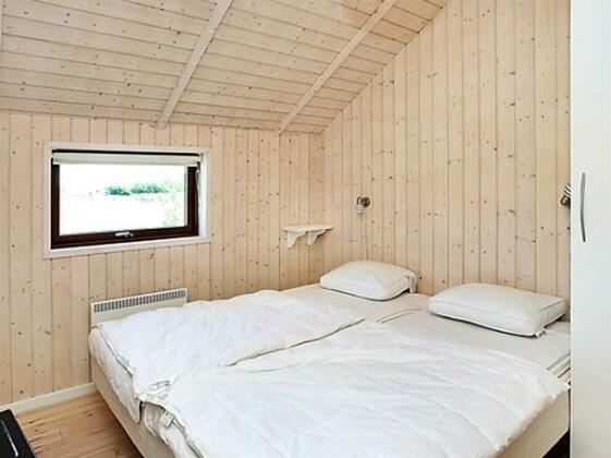 Two-Bedroom Holiday home in Oster Assels 1 - Photo5