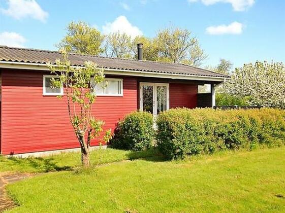 Two-Bedroom Holiday home in Otterup 5