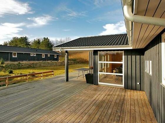Four-Bedroom Holiday home in Hojby 1 - Photo5