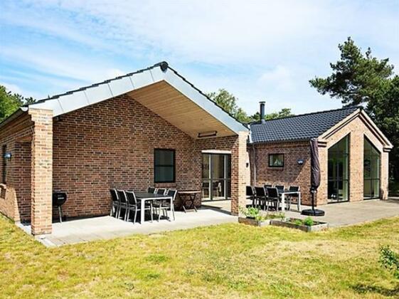 Four-Bedroom Holiday home in Hojby 2 - Photo2