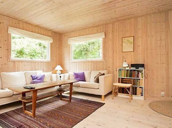 Two-Bedroom Holiday home in Rorvig - Photo3