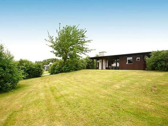 Three-Bedroom Holiday home in Olsted - Photo5