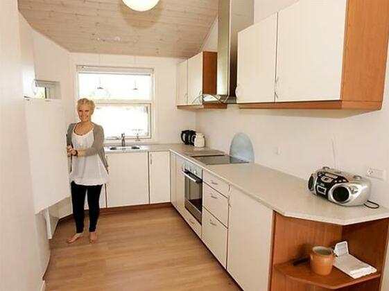 Four-Bedroom Holiday home in Hadsund 18 - Photo5