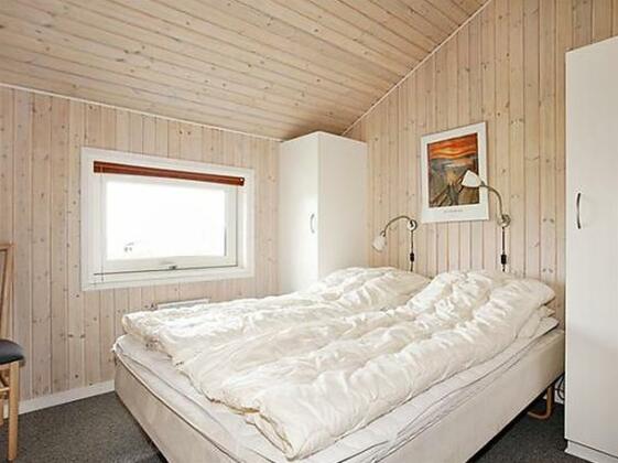 Four-Bedroom Holiday home in Hadsund 22 - Photo5