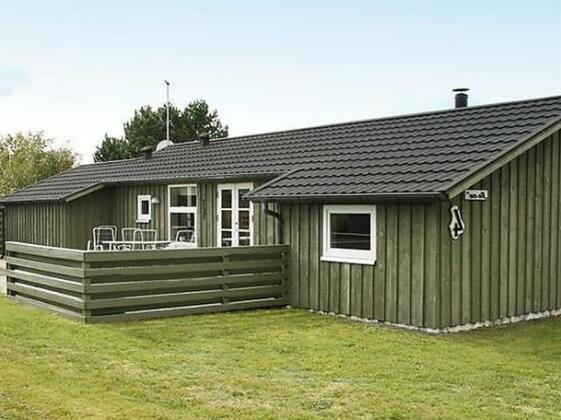 Two-Bedroom Holiday home in Hadsund 7 - Photo5