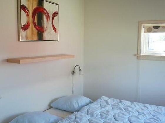 Two-Bedroom Holiday home in Gudhjem 1 - Photo3