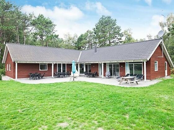 Six-Bedroom Holiday home in Rodby 2 - Photo2