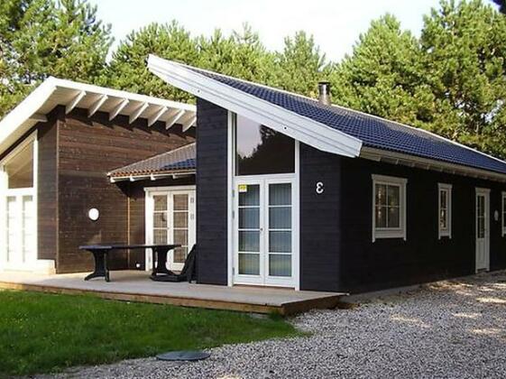 Three-Bedroom Holiday home in Rodby 10