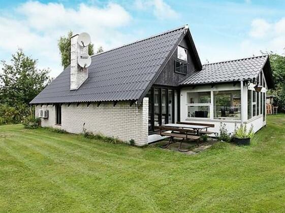Three-Bedroom Holiday home in Rodby 31