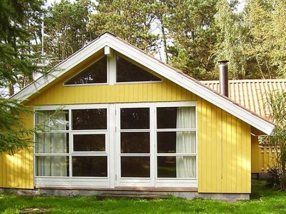 Two-Bedroom Holiday home in Rodby 13
