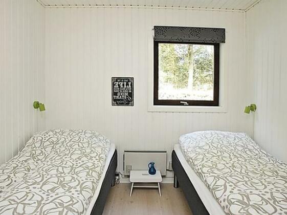 Three-Bedroom Holiday home in Saltum 6 - Photo4