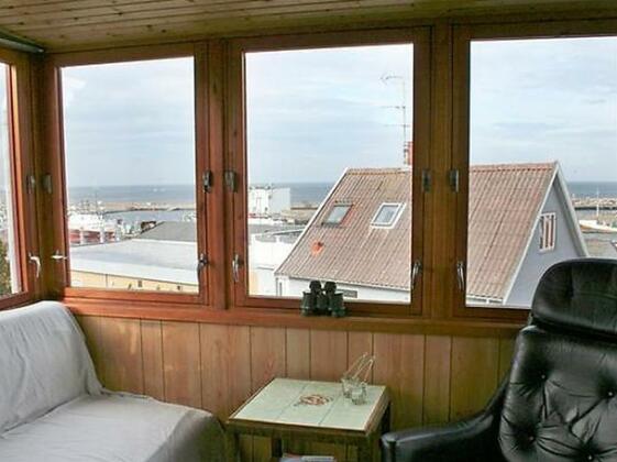 Two-Bedroom Holiday home in Allinge 4 - Photo4