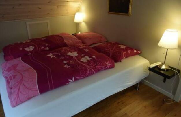 Lottes Bed and Breakfast - Photo2