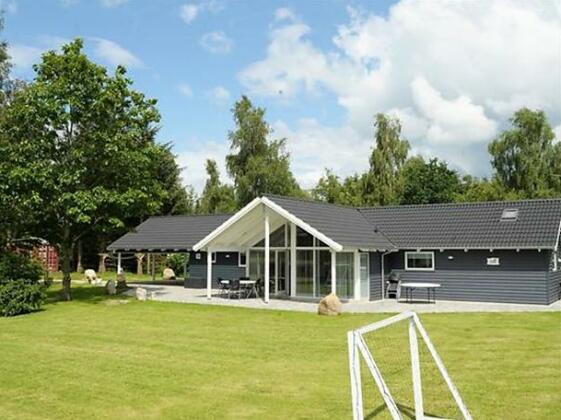 Three-Bedroom Holiday home in Silkeborg 3 - Photo3