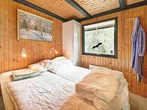 Three-Bedroom Holiday home in Aakirkeby 8 - Photo2