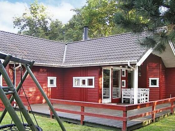 Two-Bedroom Holiday home in Aakirkeby 1