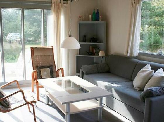 Two-Bedroom Holiday home in Aakirkeby 4 - Photo5