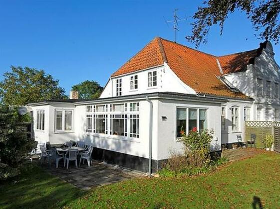Four-Bedroom Holiday home in Nordborg 1 - Photo2
