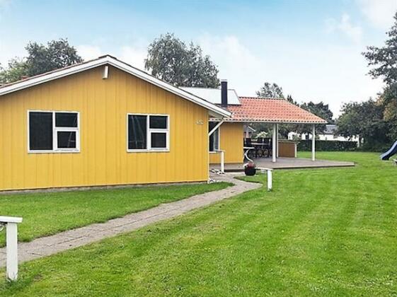 Four-Bedroom Holiday home in Nordborg 2 - Photo4