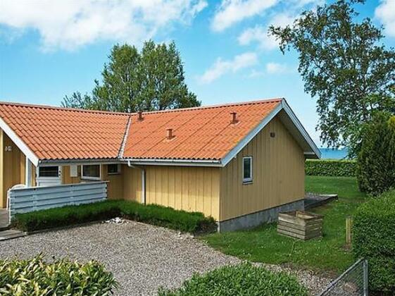 Three-Bedroom Holiday home in Nordborg 1