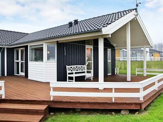 Three-Bedroom Holiday home in Sydals 13