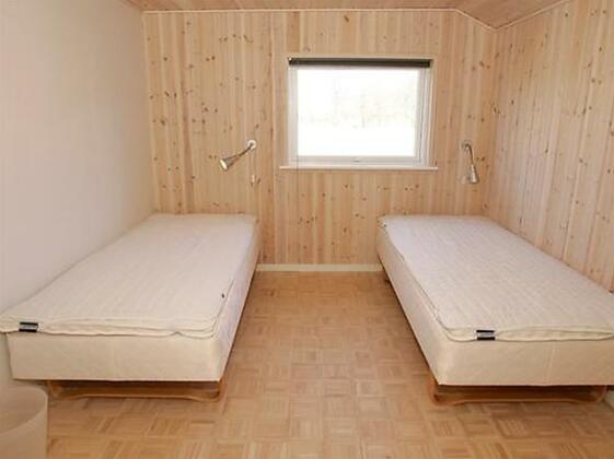 Three-Bedroom Holiday home in Storvorde 15 - Photo3