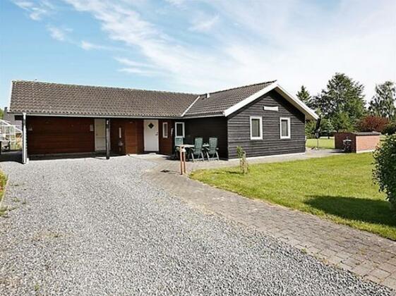 Three-Bedroom Holiday home in Storvorde 19 - Photo3