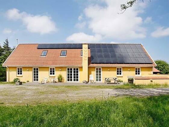 Five-Bedroom Holiday home in Thisted - Photo2