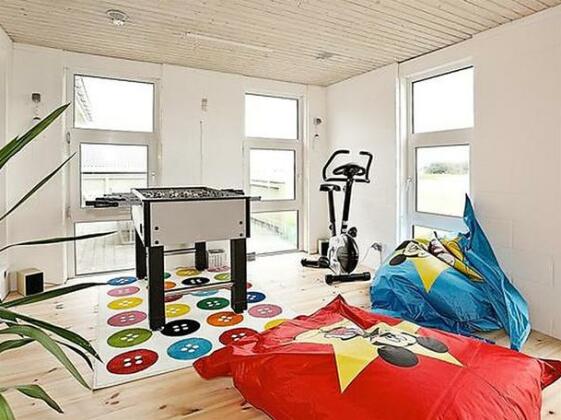 Four-Bedroom Holiday home in Thisted 12 - Photo3