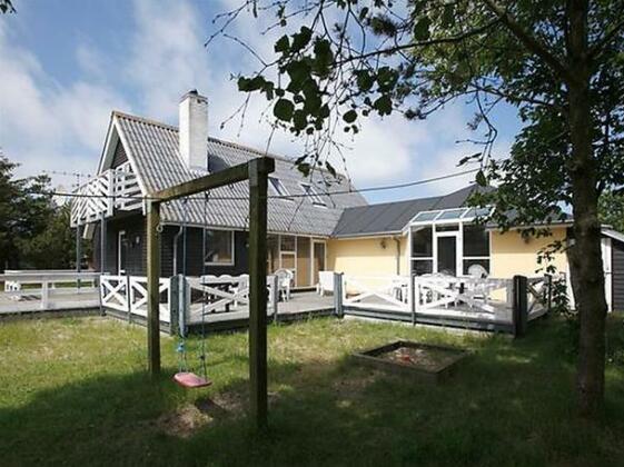Six-Bedroom Holiday home in Vestervig - Photo3