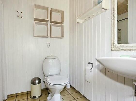 Three-Bedroom Holiday home in Snedsted 1 - Photo2