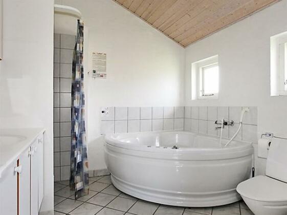 Three-Bedroom Holiday home in Thisted 13 - Photo3