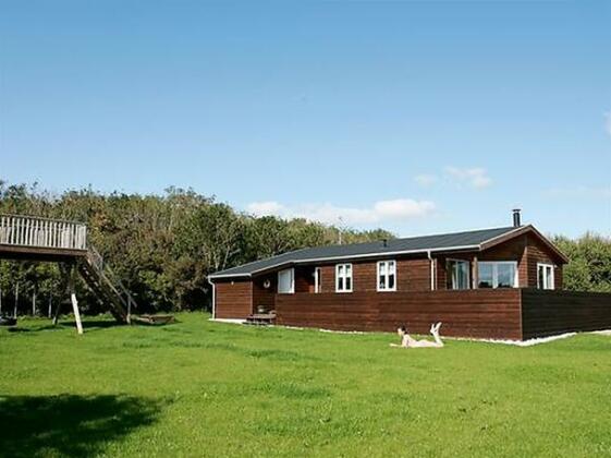 Three-Bedroom Holiday home in Vestervig 3