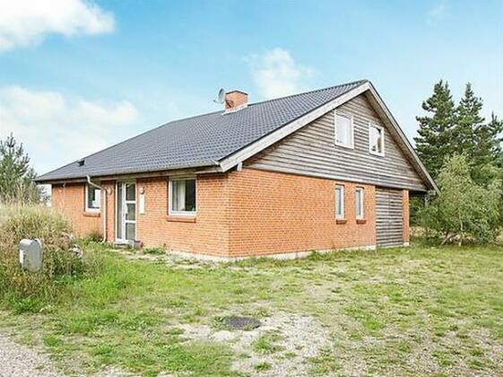 Four-Bedroom Holiday home in Thyholm 1