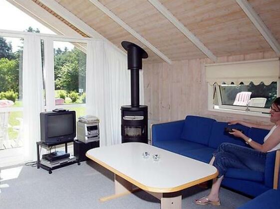 Four-Bedroom Holiday home in Vejby 3 - Photo2