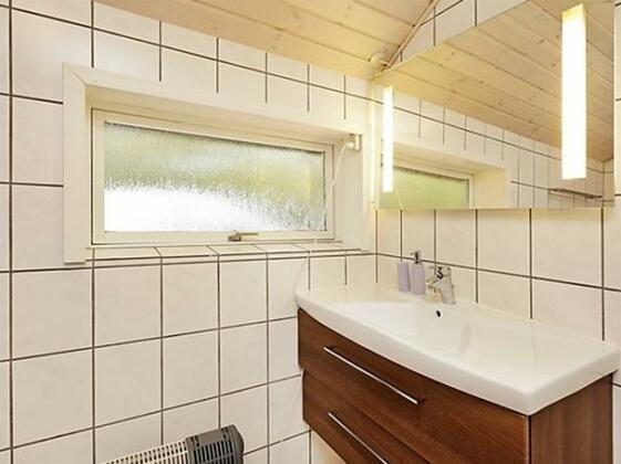 Four-Bedroom Holiday home in Toftlund 12 - Photo2