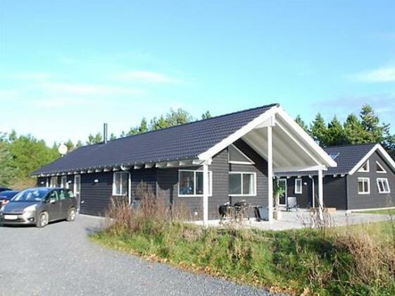 Eight-Bedroom Holiday home in Blavand 1 - Photo2