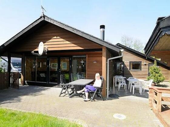 Four-Bedroom Holiday home in Blavand 14 - Photo3