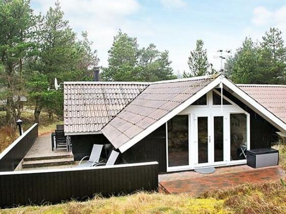 Four-Bedroom Holiday home in Blavand 42