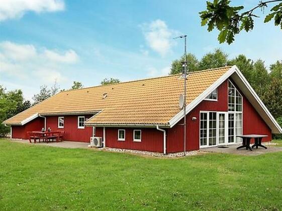 Four-Bedroom Holiday home in Blavand 51