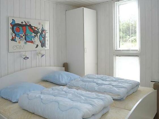 Four-Bedroom Holiday home in Vejers Strand 11 - Photo4