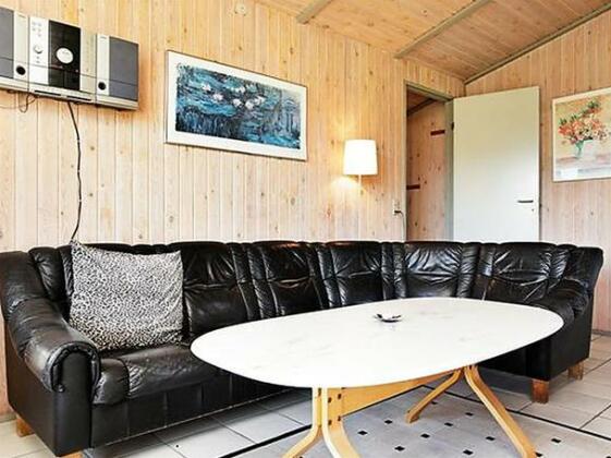 Four-Bedroom Holiday home in Vejers Strand 2 - Photo2