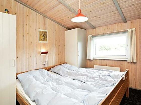 Four-Bedroom Holiday home in Vejers Strand 2 - Photo5