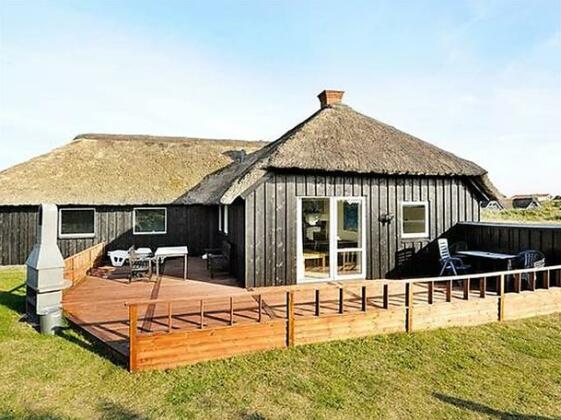 Four-Bedroom Holiday home in Vejers Strand 3 - Photo5